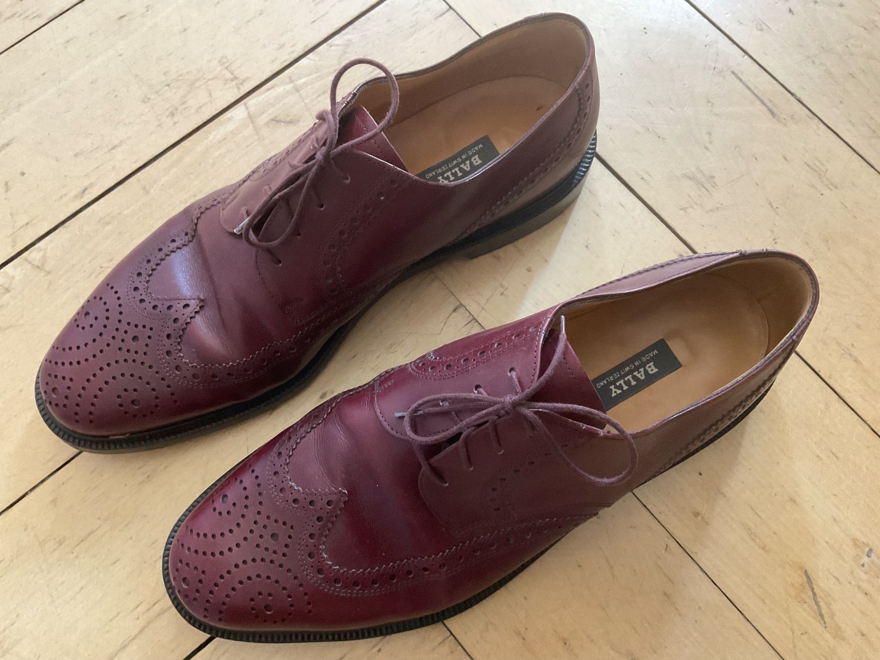 Bally Scarpe da uomo: Original Vintage Bally Brogues Size 11.5 – Usato da Zürich venduto da vintage_street_style 1