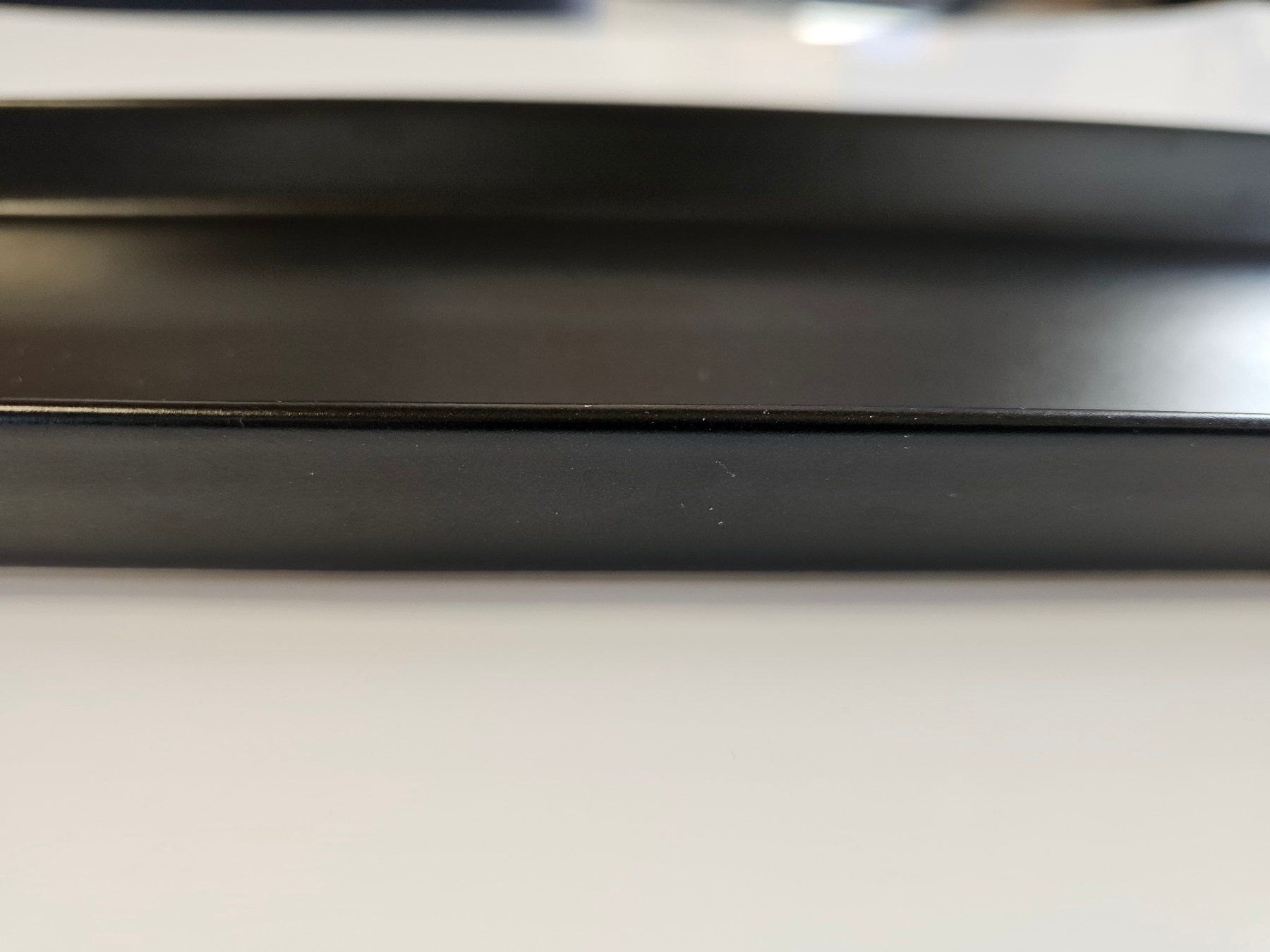 Ikea Piatti di portata: schwarze Keramikplatte / Dekoplatte / Servierplatte – Usato da Einigen venduto da Pretorius66 1