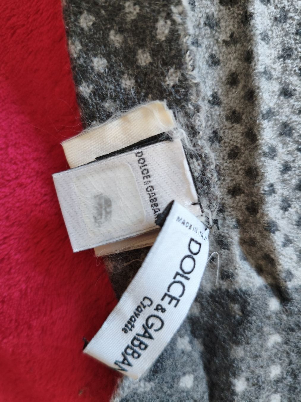 Dolce & Gabbana Foulards & écharpes: Sciarpa Dolce e gabbana – D'occasion à Bioggio par OresteIronix 2