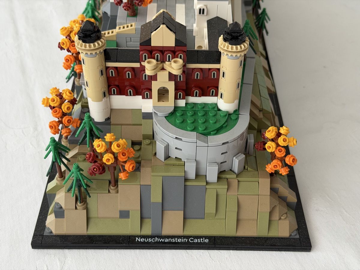 Lego Jeux de construction: Lego Schloss Neuschwanstein – D'occasion à Einsiedeln par ironlady3 2