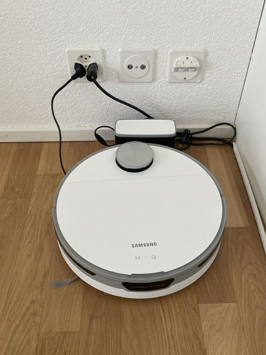 Samsung Aspirapolveri & Accessori: Samsung Jet Bot VR8000 – Nuovo (secondo la descrizione) da Glattpark(Opfikon) venduto da gar_f28q