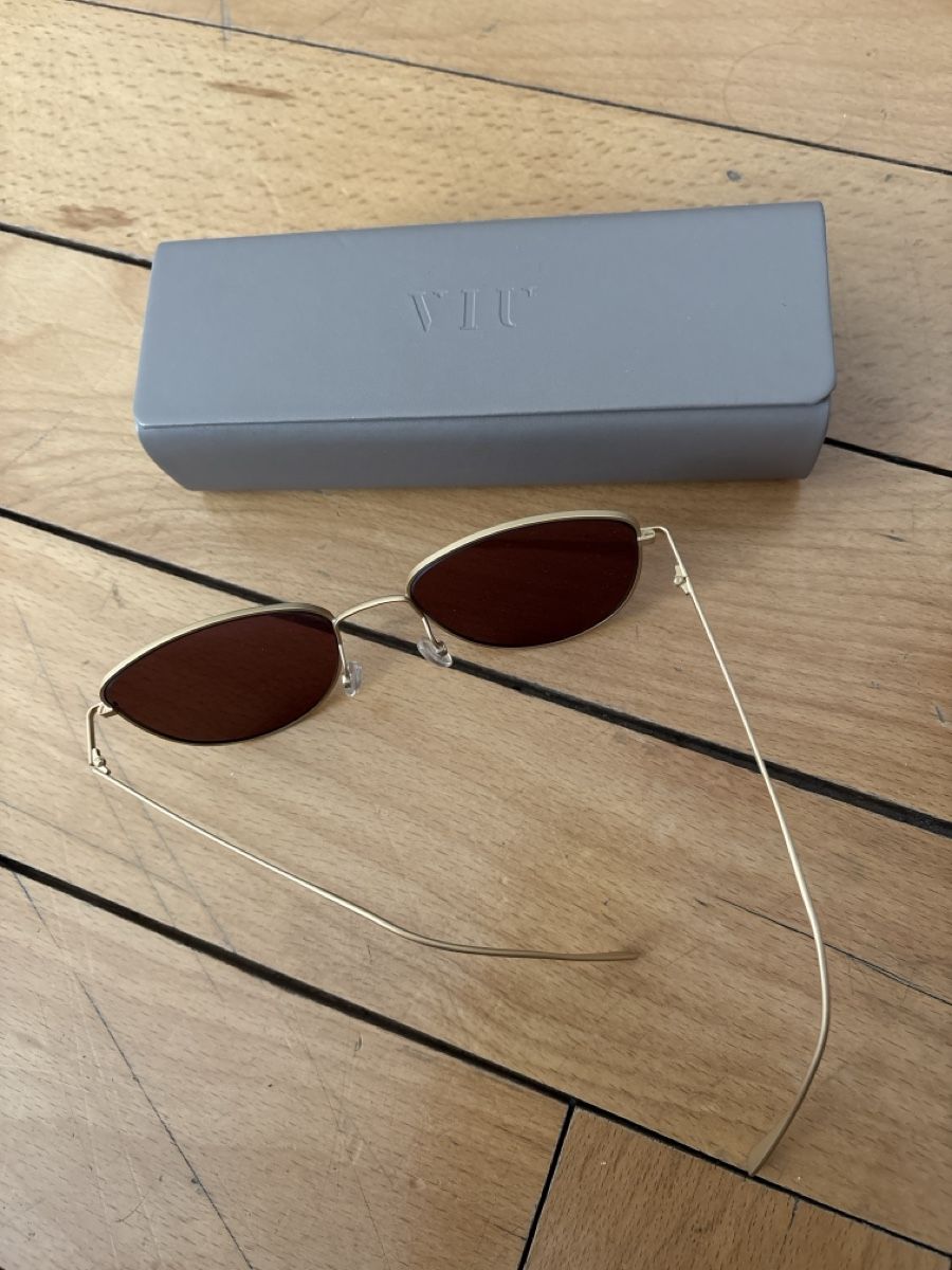 Viu Occhiali & Lenti: Viu Brille – Usato da Basel venduto da Colinecolune 1