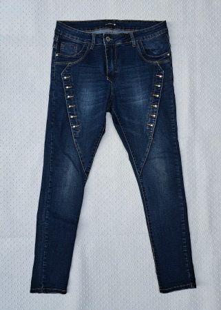 Trendige HYPEE Jeans Grösse S mit Glitzersteinen