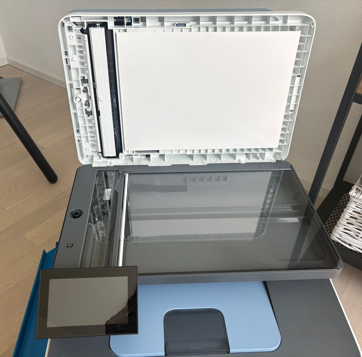 Drucker: HP Color Laserjet Pro MFP 3302sdw – Gebraucht aus Adlikon b.Regensdf von Bel 2
