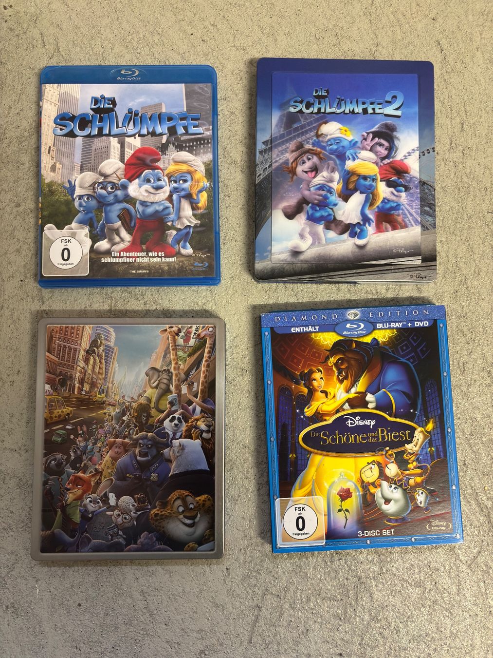 Tutti i DVDs: Blu-ray Paket Disney & Schlümpfe Filme – Usato da Sonterswil venduto da VD-Service