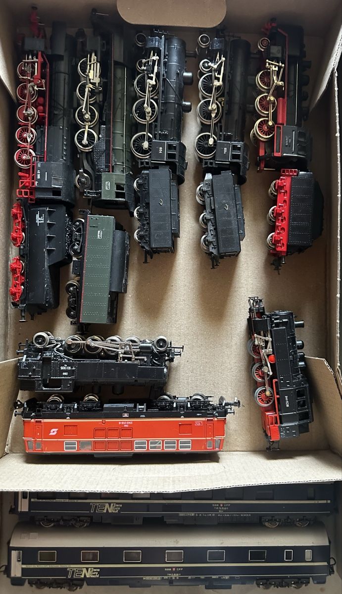 Modellini di ferrovie: MEGA Posten Loks H0-GS und Wagen ab 399.- – Usato da Sennwald venduto da HARO-Import 6
