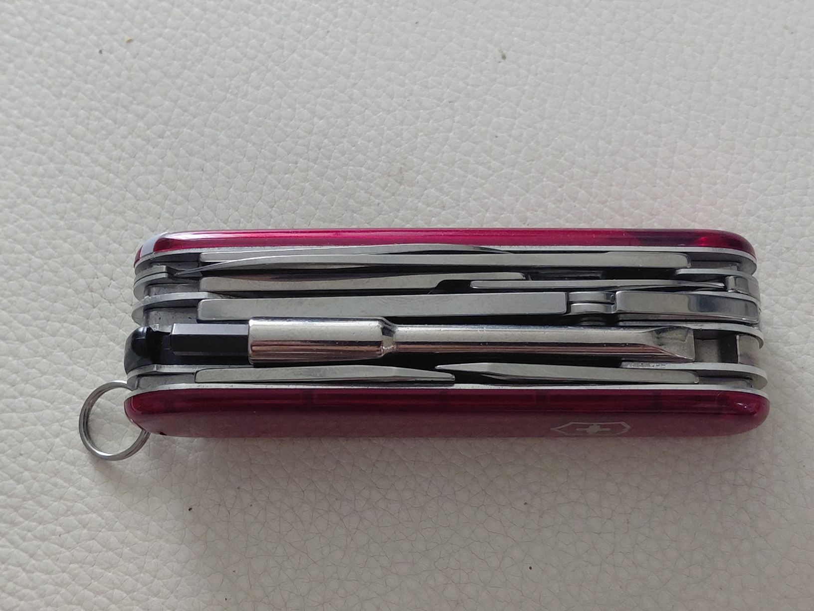 Victorinox Taschenmesser: Victorinox CyberTool M Ruby Top Zustand – Neu (gemäss Beschreibung) aus Belp von mar_76s8 5
