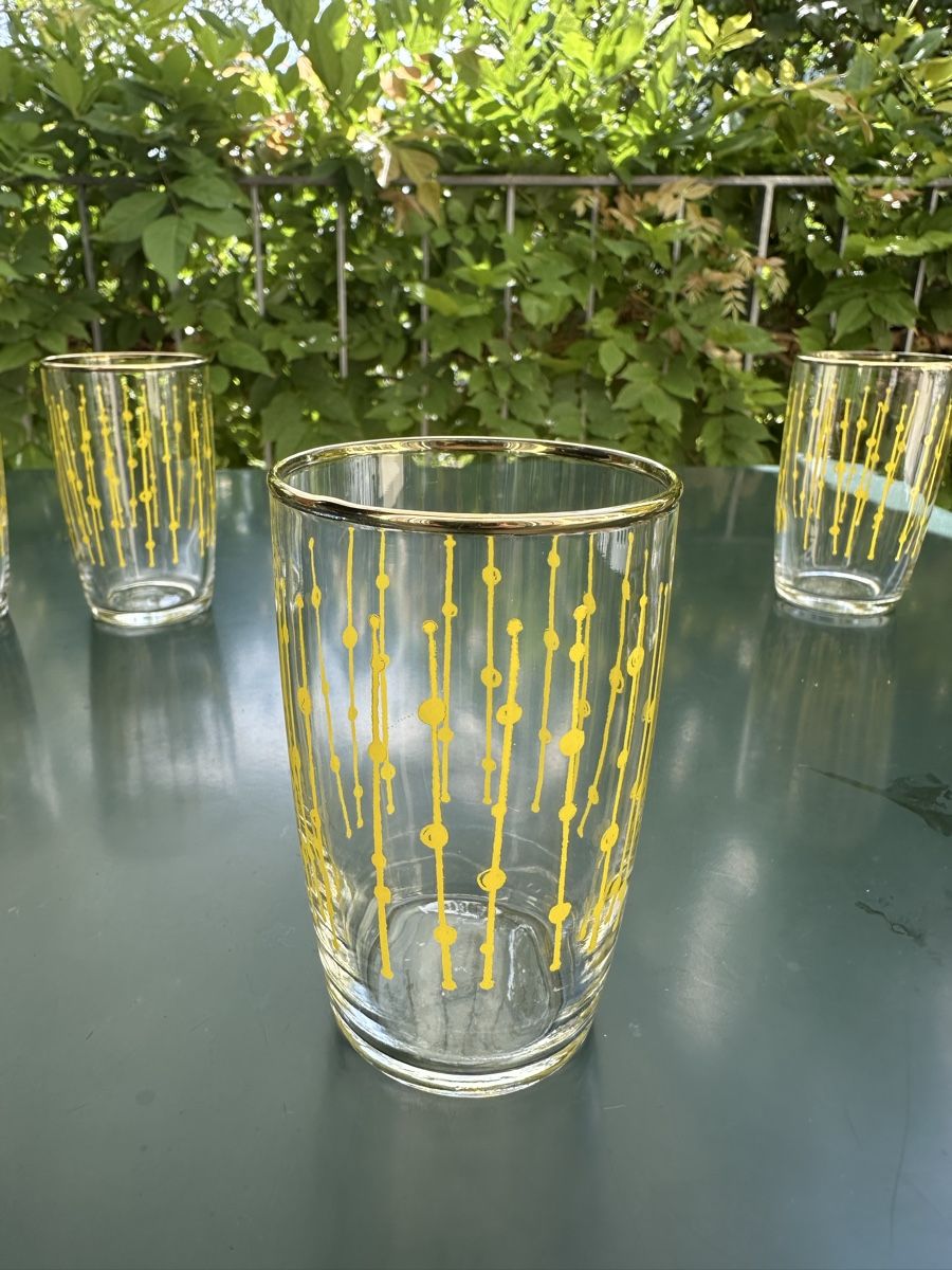 Verres: 6 Drinkgläser mit Goldrand – D'occasion à Olten par Skater_man 1
