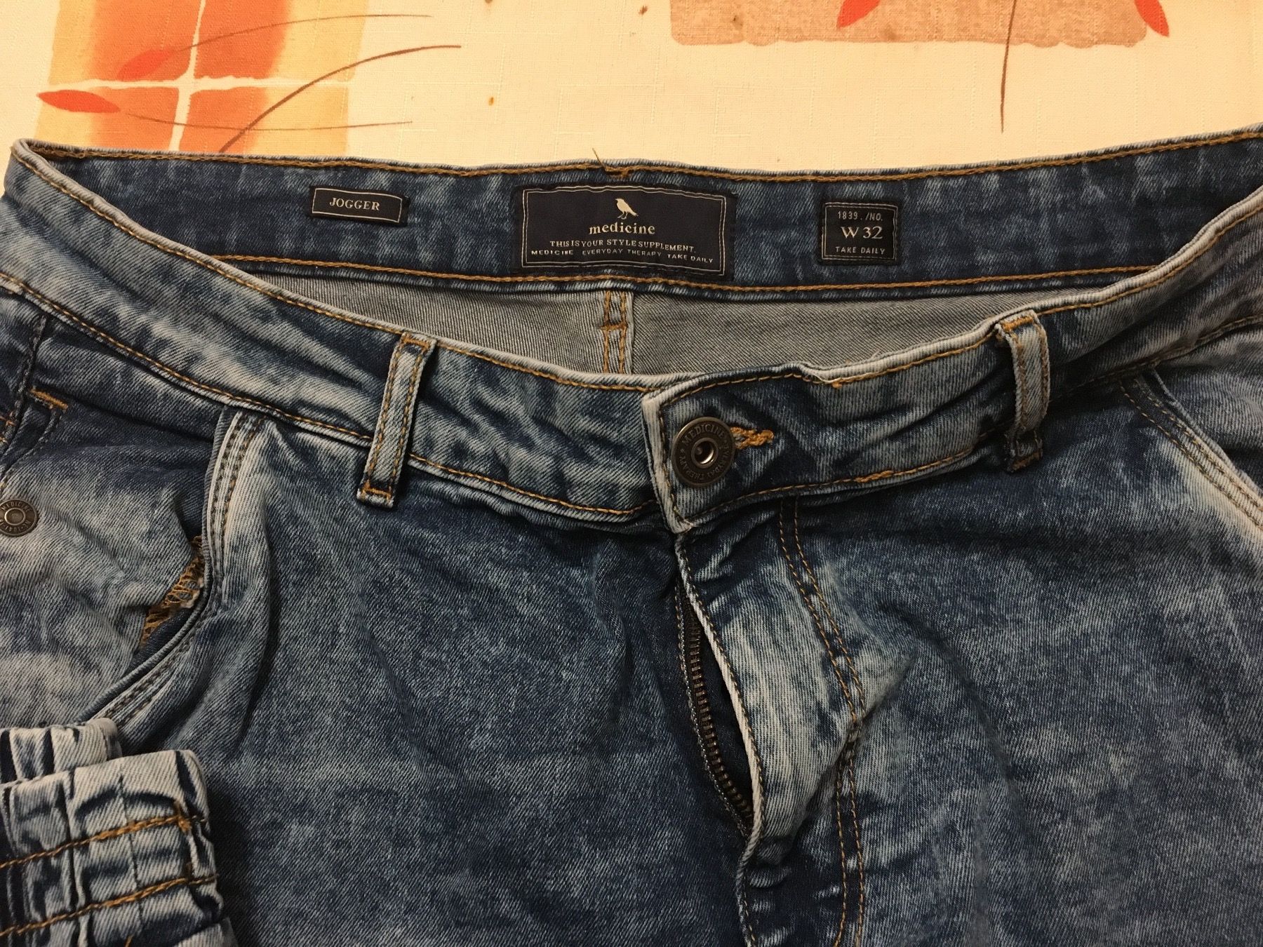 Jeans: Jeans Hose – Usato da Schaffhausen venduto da ann_g6tx 1