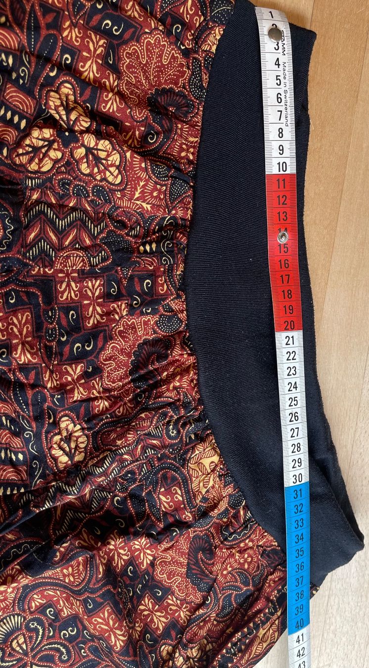 Pantaloni: Pluderhose – Usato da Meilen venduto da gattous 2