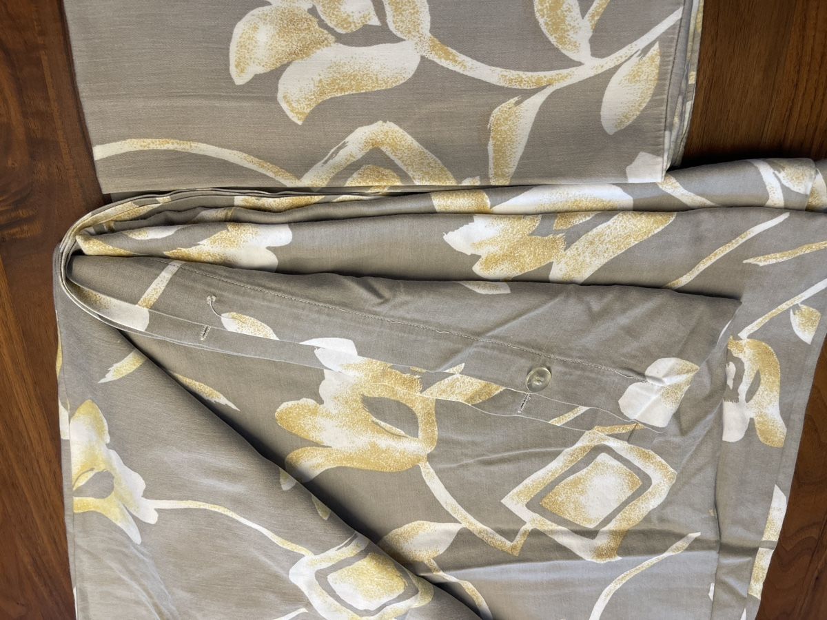 Biancheria da letto: Zweier Bettwäsche-Set mit Blumenmuster, 160/200 – Usato da Adliswil venduto da JadrankaR 1