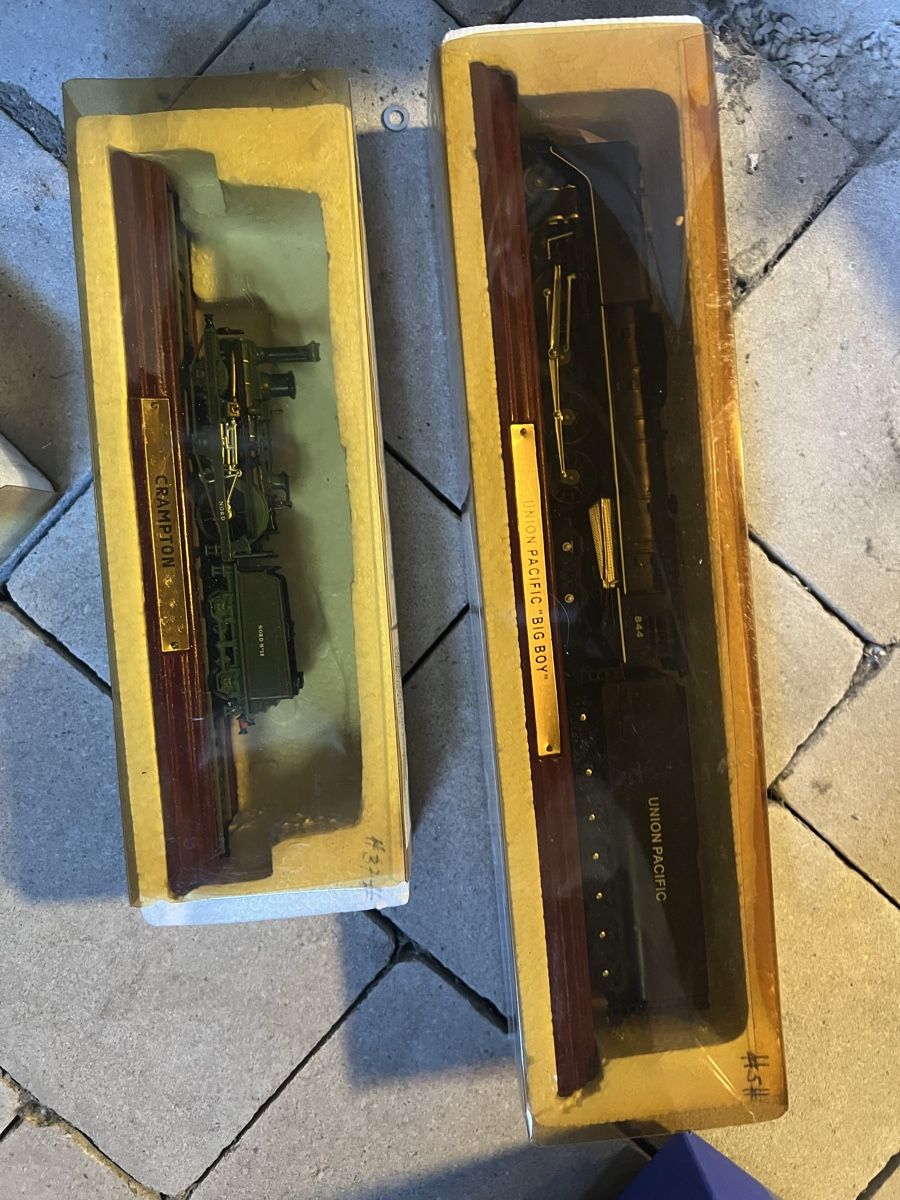 Modellini di ferrovie: Modelleisenbahn Lokomotiven 9Stk – Usato da Dittingen venduto da Bellevista 6