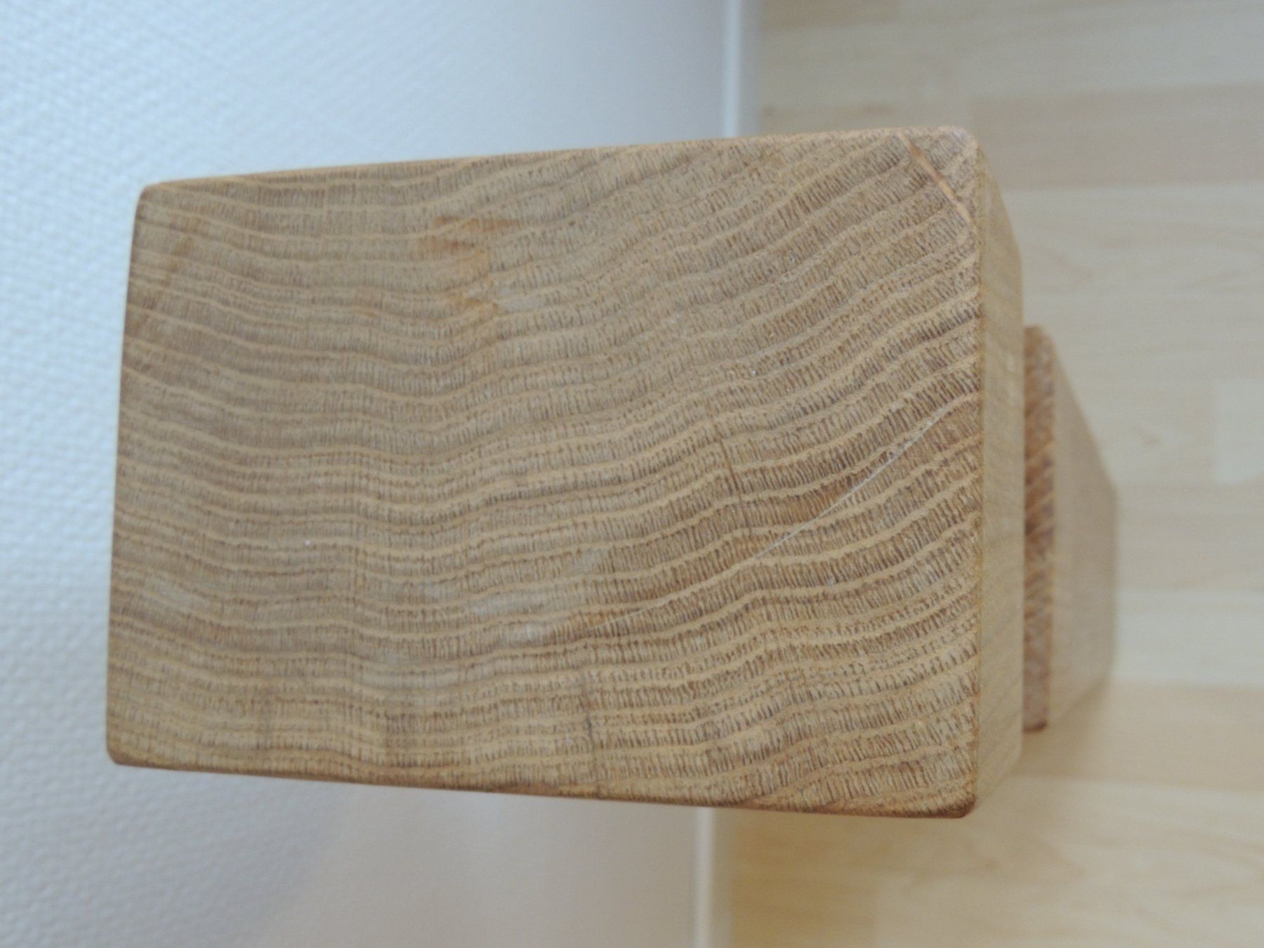 Articoli in legno: Altholz Balken Säule Eiche – Usato da Rickenbach b. Wil venduto da heinz5 2