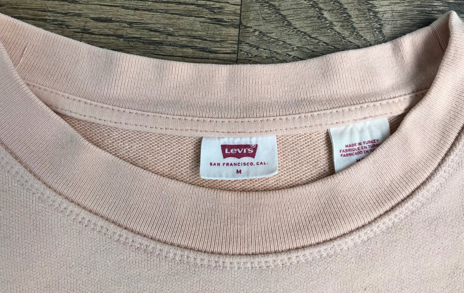 Levi's Pullover & Sweatshirts: Levi's / Levis Pullover / Sweater, zartrosa, Grösse M / 38 – Gebraucht aus Zürich von DepotCharity 3