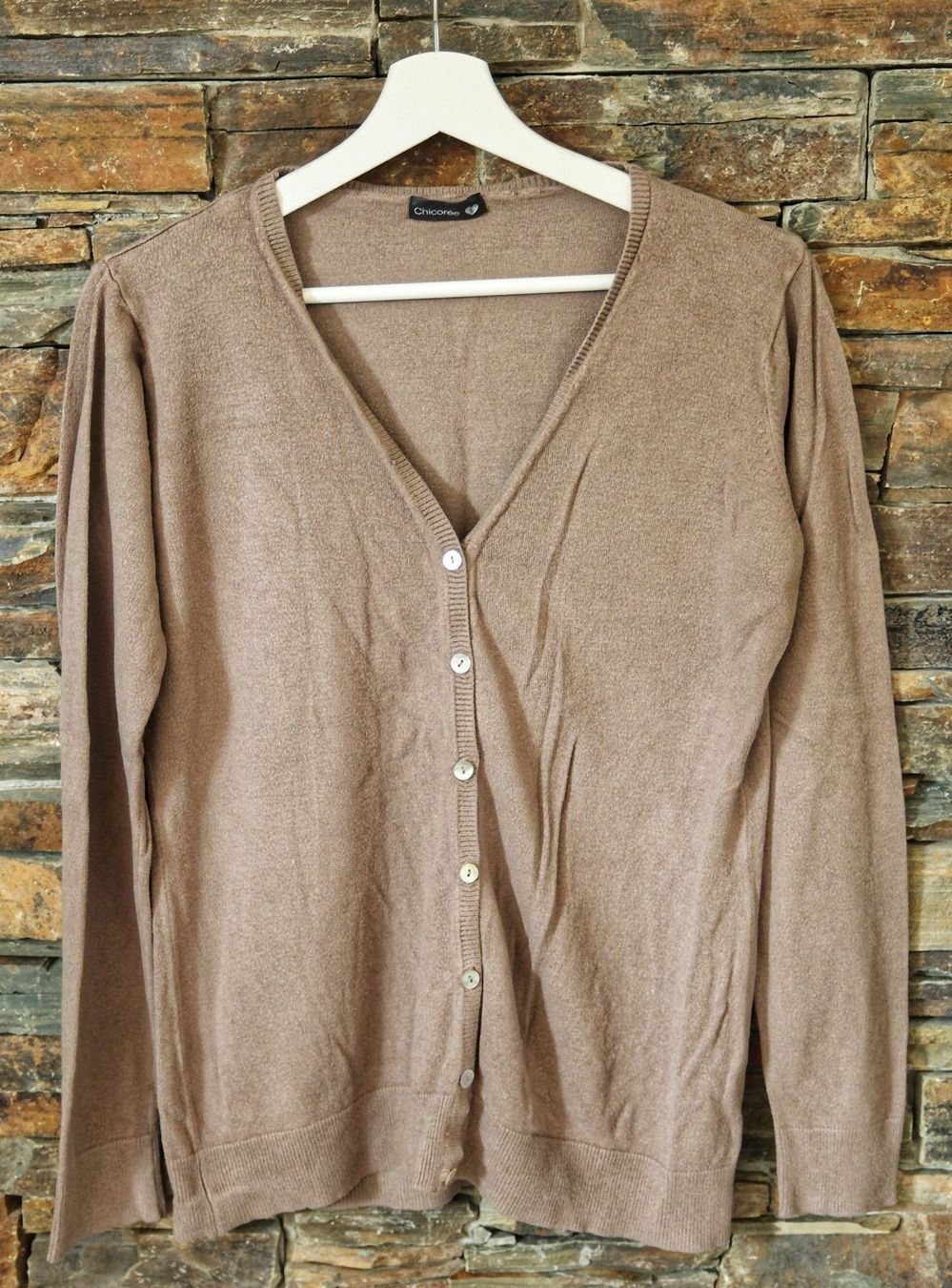 Giacche: Jäckchen / Strickjacke Gr. L Chicorée hellbraun – Usato da Wohlen AG venduto da Exitburn