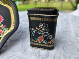 Blechdose mit Blumen & Vogel Motiv