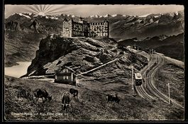 AK Rigi-Kulm, Berghotel bei Sonnenaufgang mit Bergbahn