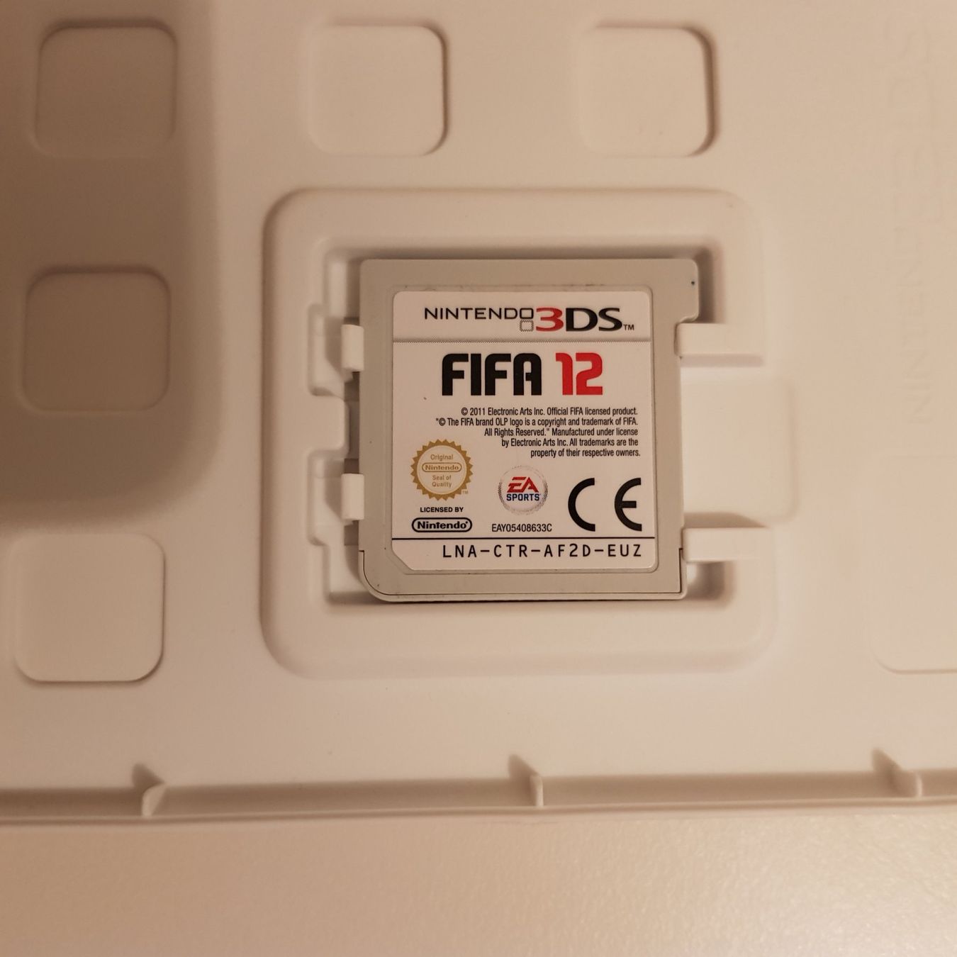Nintendo Spiele: FIFA 12 /3DS – Gebraucht aus Münchenstein von 2DGames 3