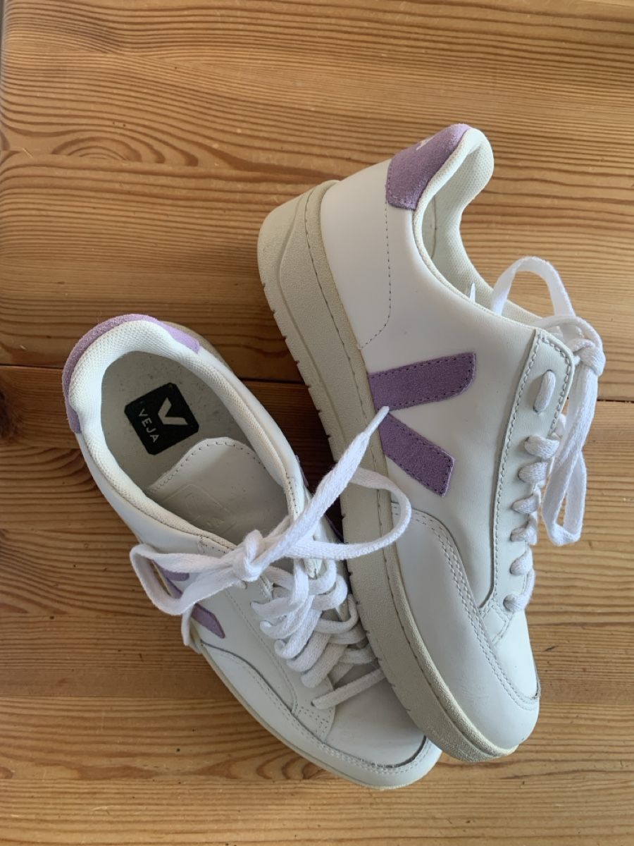 Veja Damenschuhe: Neuwertiger Veja Sneaker Gr. 39 – Gebraucht aus Amriswil von rah_hd2j