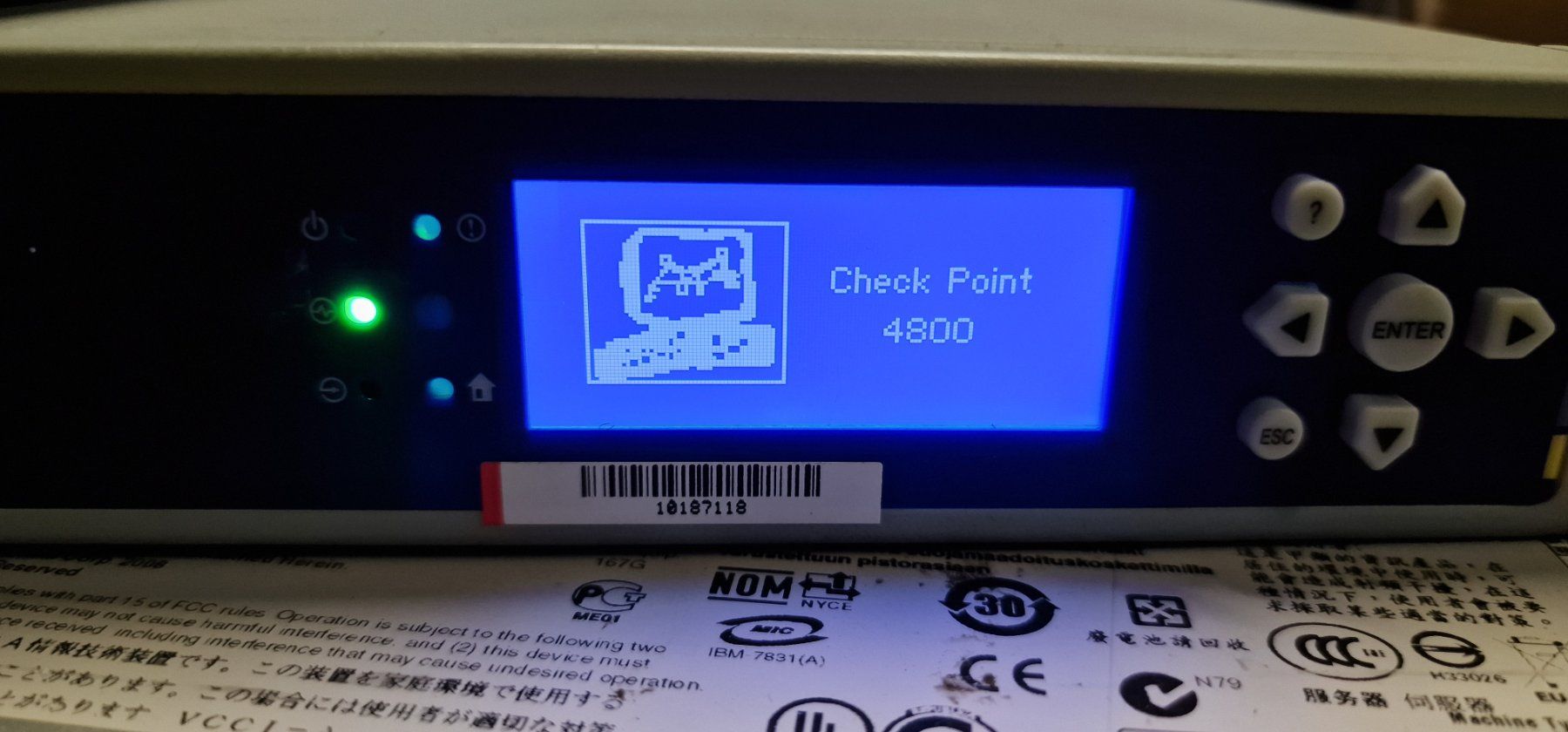 Firewall: Check Point 4800 Appliance Next Generation Firewal – Usato da Gerlafingen venduto da diotech