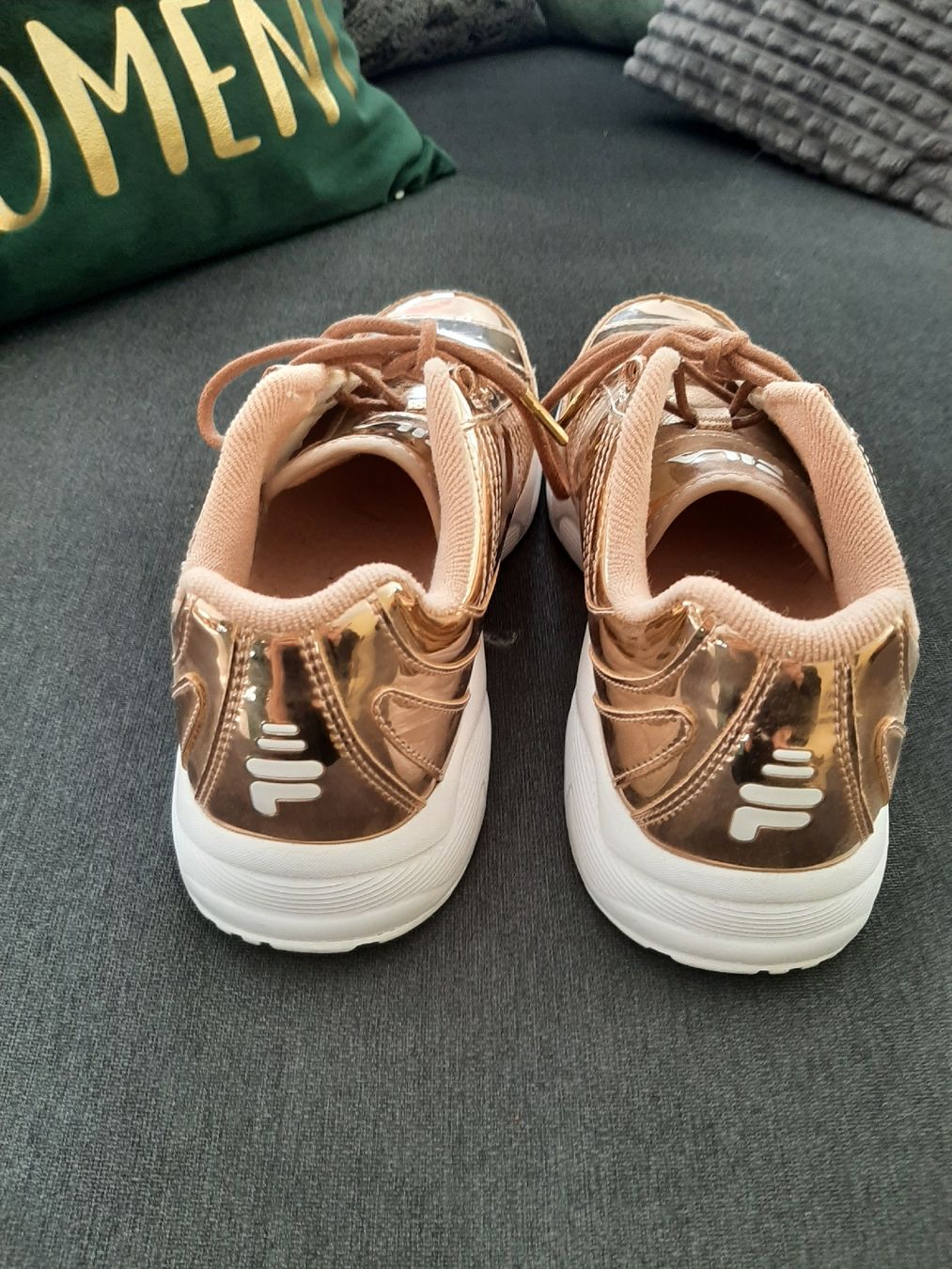 Fila Damenschuhe: Fila Damensneaker Gr. 40 – Gebraucht aus Buch am Irchel von -mireli- 2