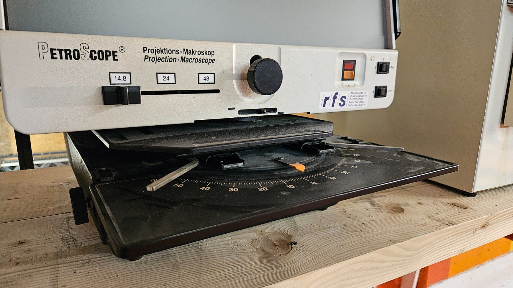 Microscopi: Retroscope Projektions-Makroskop - Ihr Profi-Tool! – Usato da Zürich venduto da noahkauft 1