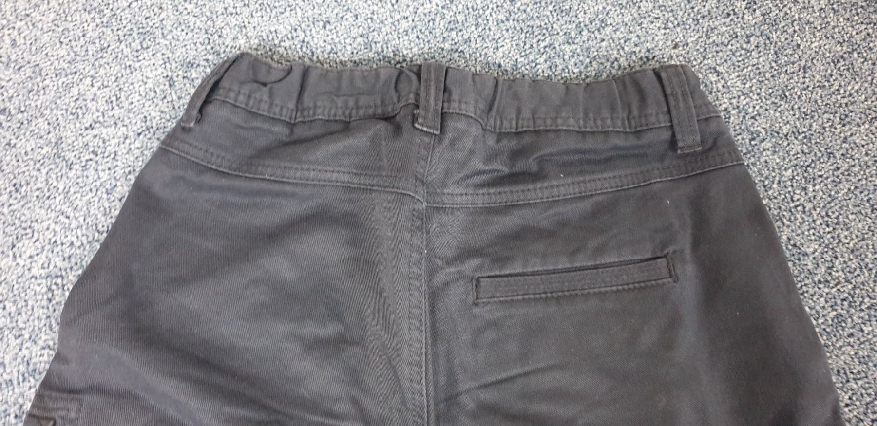 S.Oliver Pantaloni: Shorts von s.Oliver – Usato da Amlikon-Bissegg venduto da Schnuefeli4 3
