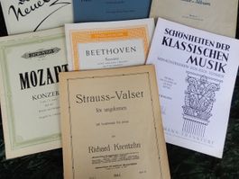 7 STK KLAVIERNOTENHEFTE -- KLASSIK