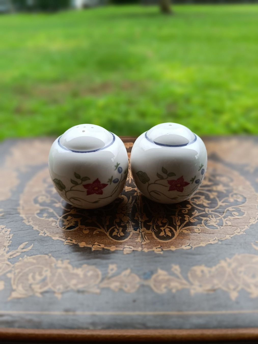 Royal Doulton Geschirrsets: Doulton Springdale Set, England – Gebraucht aus S. Antonino von sab_z5qw 4
