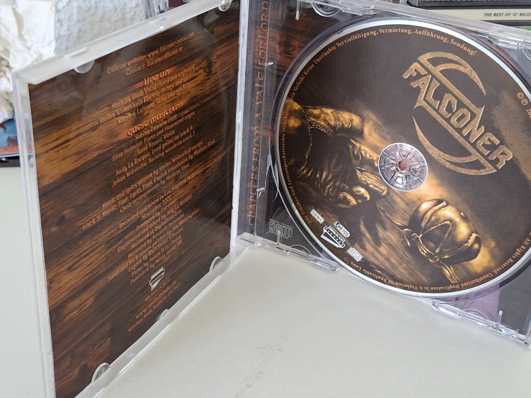 CD: CD Falconer - Chapters From A Vale Forlorn - – Usato da Aarberg venduto da Jackup1 2