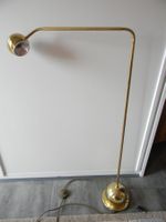 lampe articulée sur pied, laiton