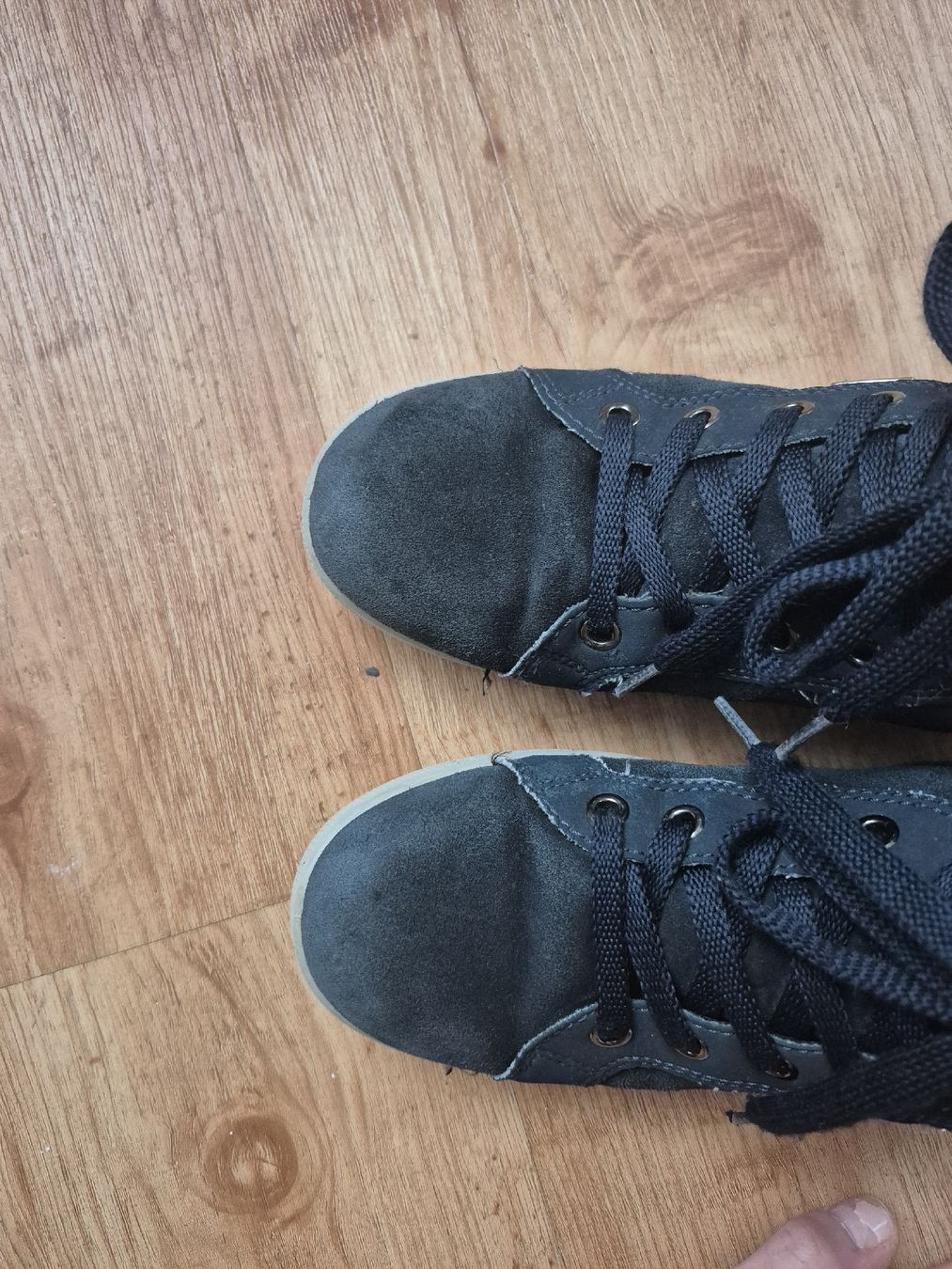 Elefanten Schuhe für Mädchen: elefanten gr.33 – Gebraucht aus Spiez von V.H.K. 1