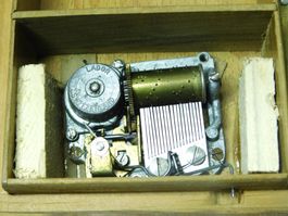 Antik INTAGE Thorens Swiss Made Holz Spieluhr 1900 / 1950er