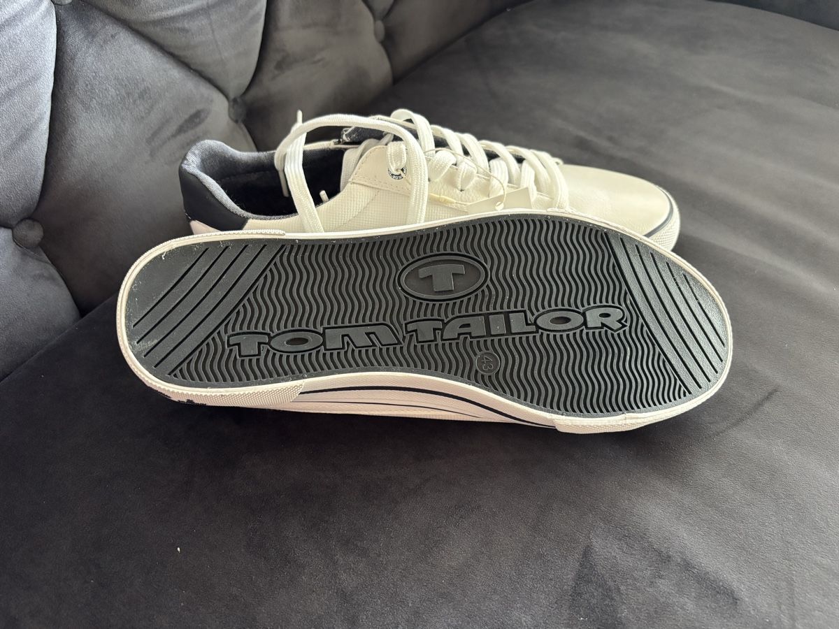 Tom Tailor Scarpe da uomo: Tom Tailor Sneaker neu – Nuovo e nell'imballaggio originale da Widnau venduto da Orca007 1