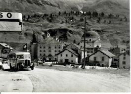 San Bernardino Dorf - Saurer Alpenwagen