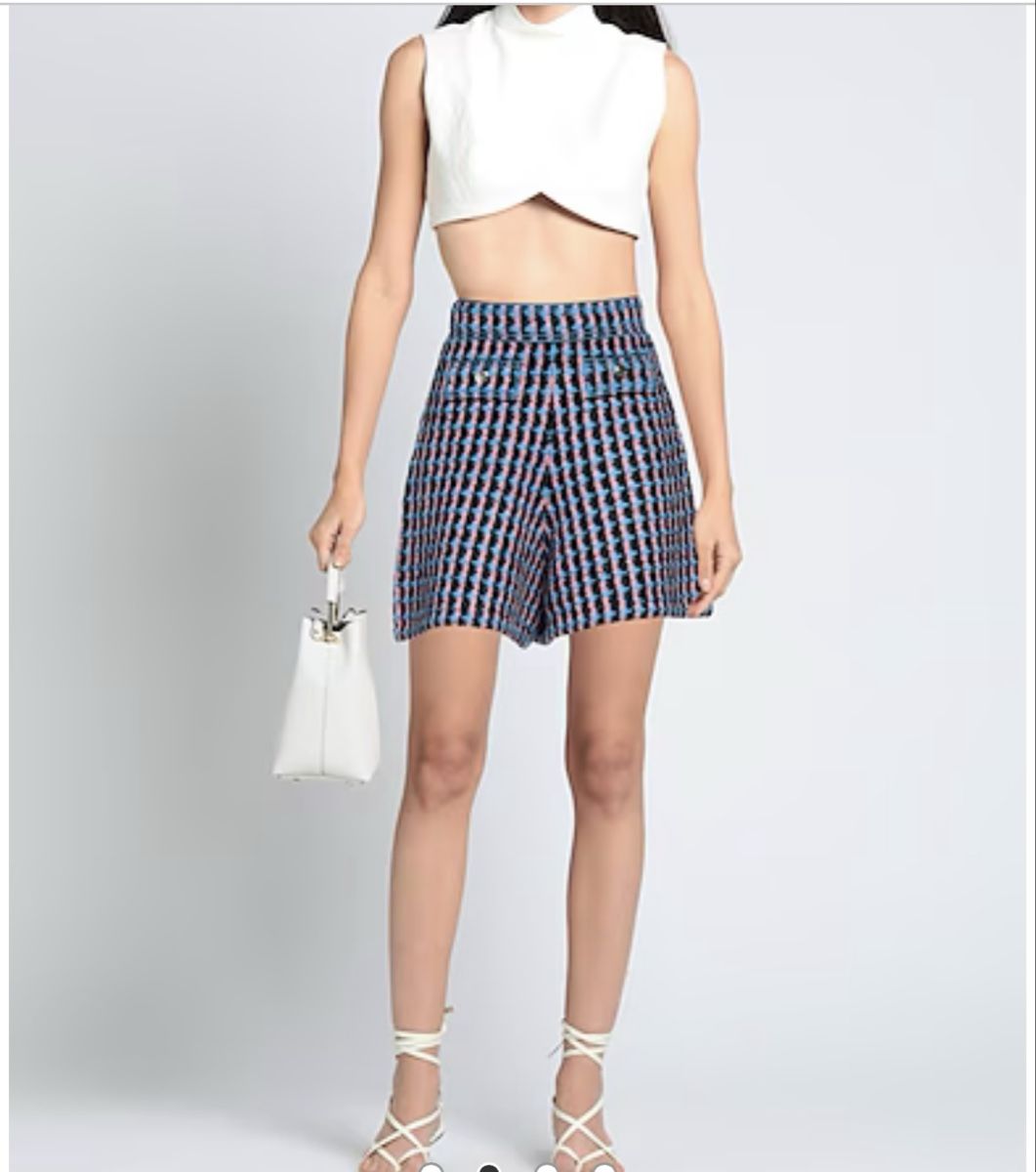 Sandro Pantalons: Sandro Shorts Grösse 36 – D'occasion à Zürich par Mme22