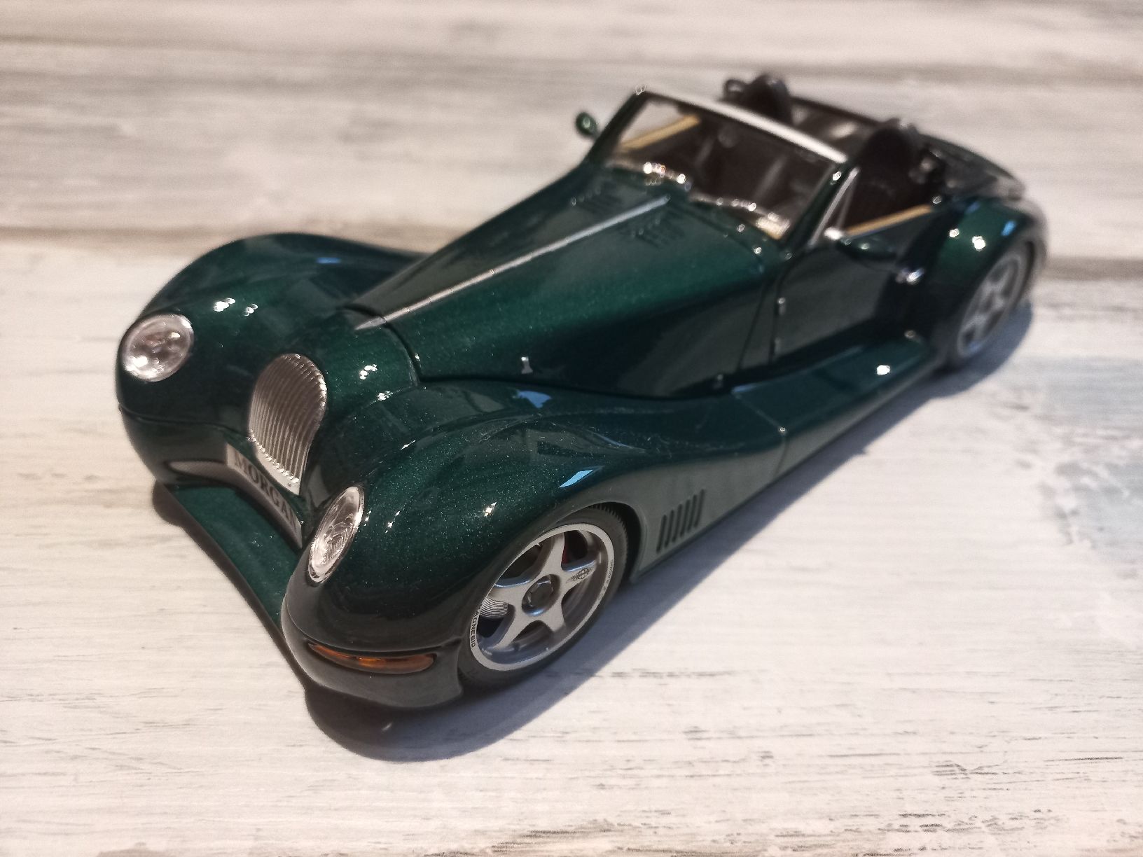 Maisto Voitures modèles: Morgan Aero 1/18 Maisto – D'occasion à Attalens par remy_s00 1