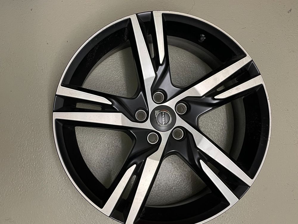 VOLVO XC60 II SET OF 4 7.5x19 BLACK DIAMOND CUT GENUINE RIMS (Gebraucht ...