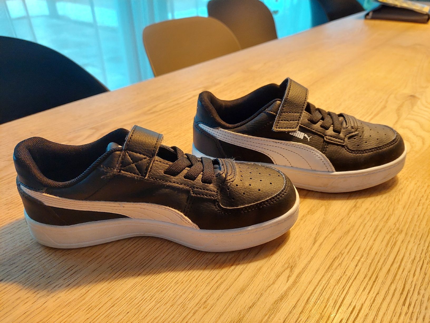 Puma Scarpe da uomo: Sneaker Puma schwarz Gr. 34 Top Zustand – Nuovo (secondo la descrizione) da Niederbuchsiten venduto da Dins01