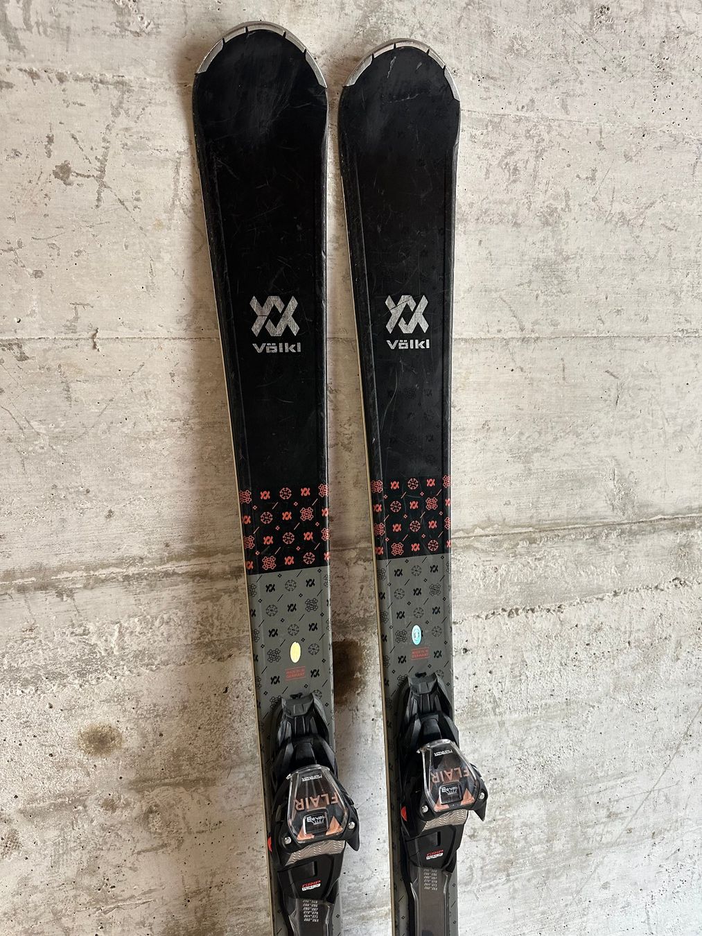 Völkl Sci: Völkl Flair 75 Ski 154CM – Usato da Emmenbrücke venduto da karkarkar 1
