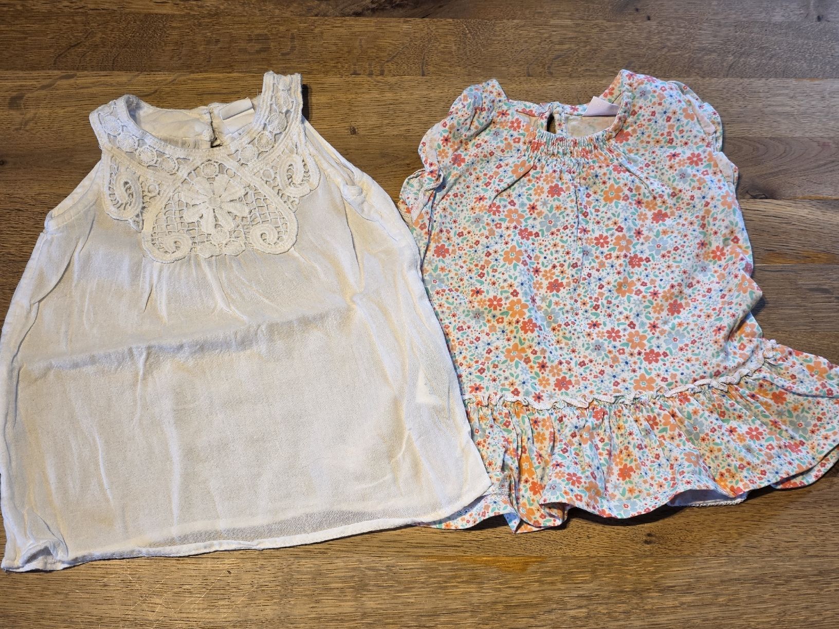 Lotti & Set di vestiti: Kleiderpaket Mädchen Grösse 80 – Usato da Stoos SZ venduto da may_p9xx 1