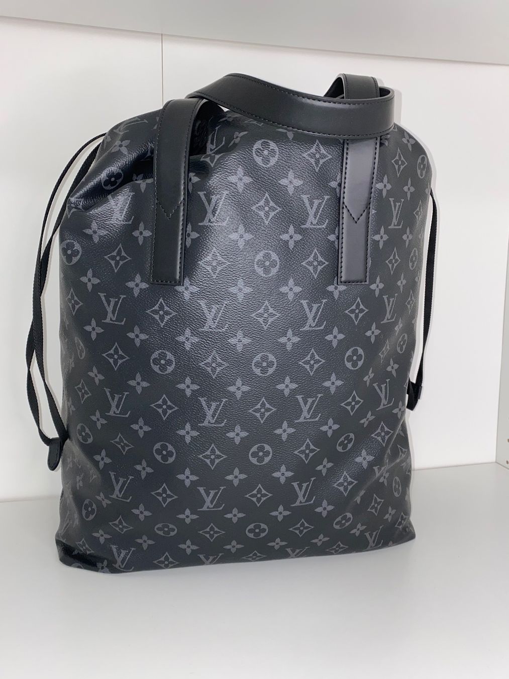 Louis Vuitton Taschen: Louis Vuitton Eclipse Cabas Light – Neu (gemäss Beschreibung) aus Zürich von swizzmember 5