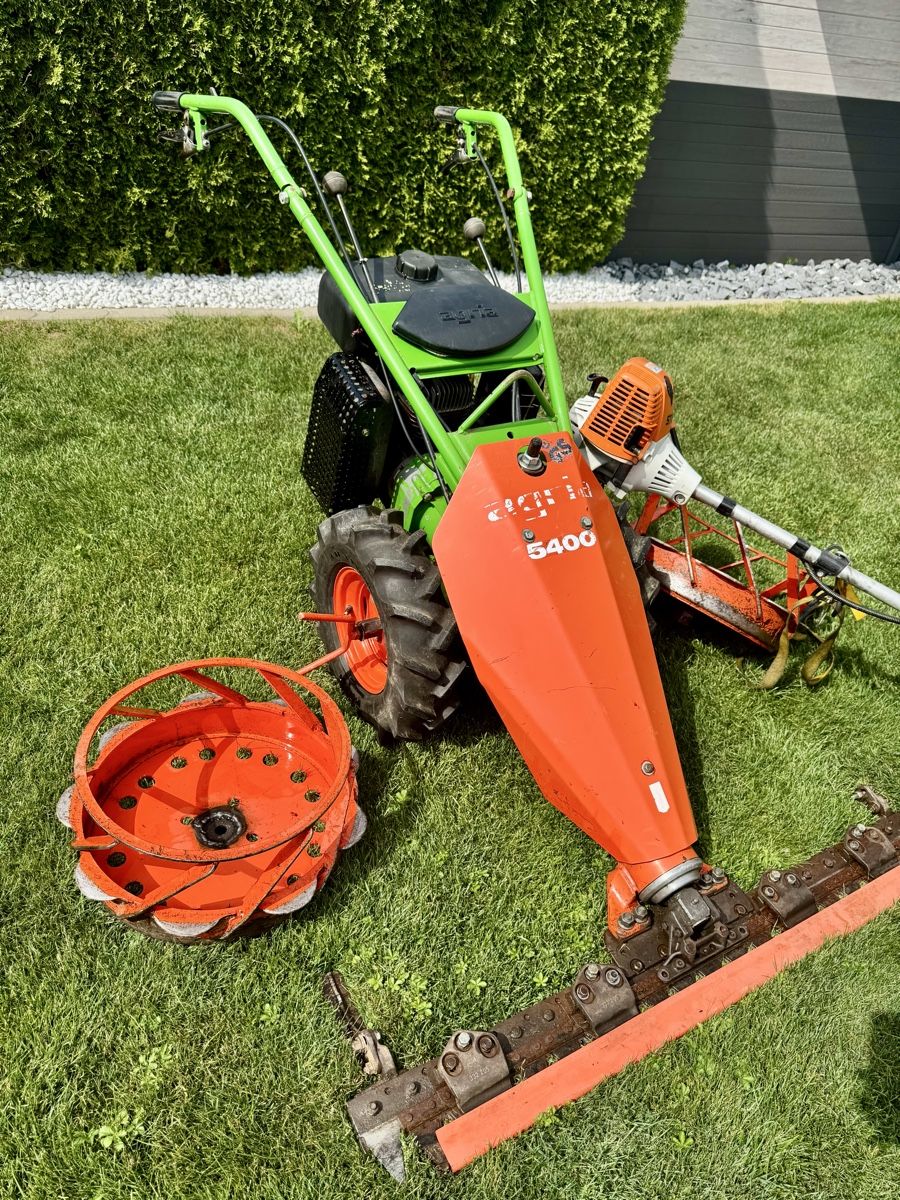 Stihl Tondeuses à gazon: Stihl Trimmer & Agria 5400 – D'occasion à Safenwil par kitty06 8