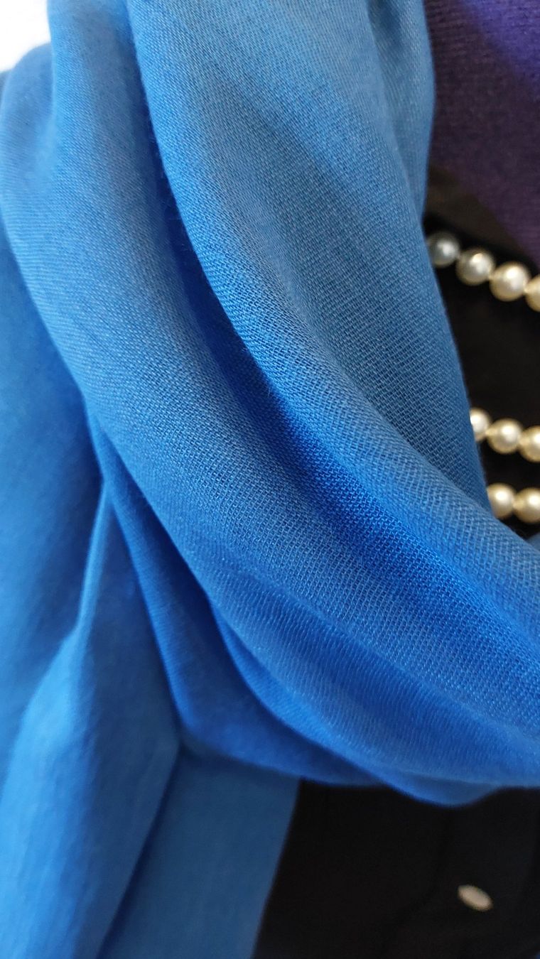 Foulard & Sciarpe: Weiche Pashmina Schal blau – Nuovo e nell'imballaggio originale da Zollikofen venduto da Blackie 5