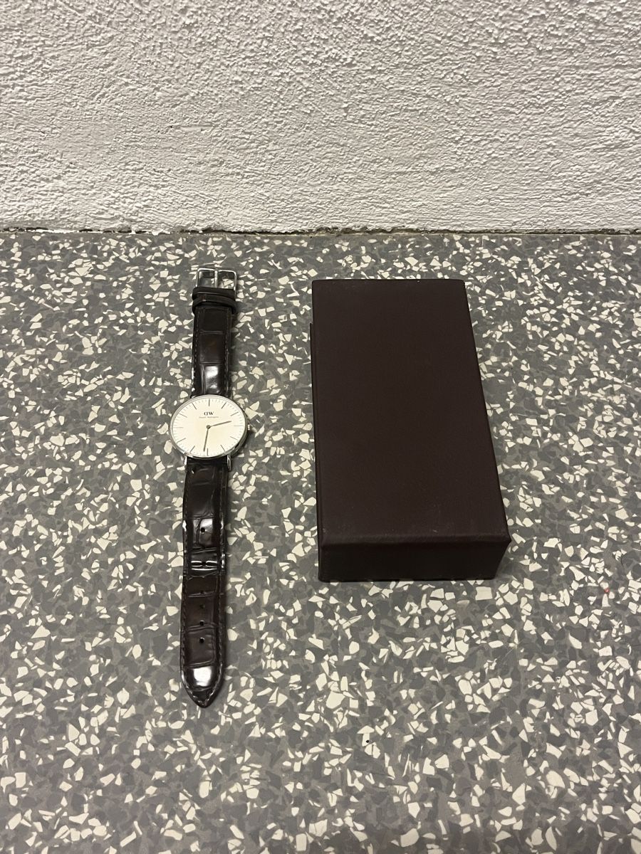 Daniel Wellington Orologi: Daniel Wellington Uhr braunes Leder – Usato da Zürich venduto da bretxo 2