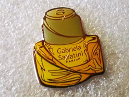 Ansteckpin 153: Gabriela Sabatani