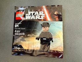Lego Star Wars First Order General - 5004406 Polybag