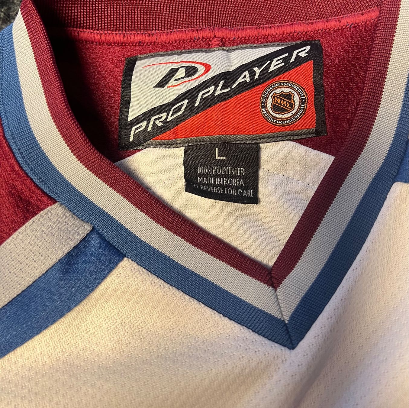 NHL Canottiere & Pantaloni: NHL Trikot Colorado Avalanche – Usato da Buckten venduto da Dominoluna 3