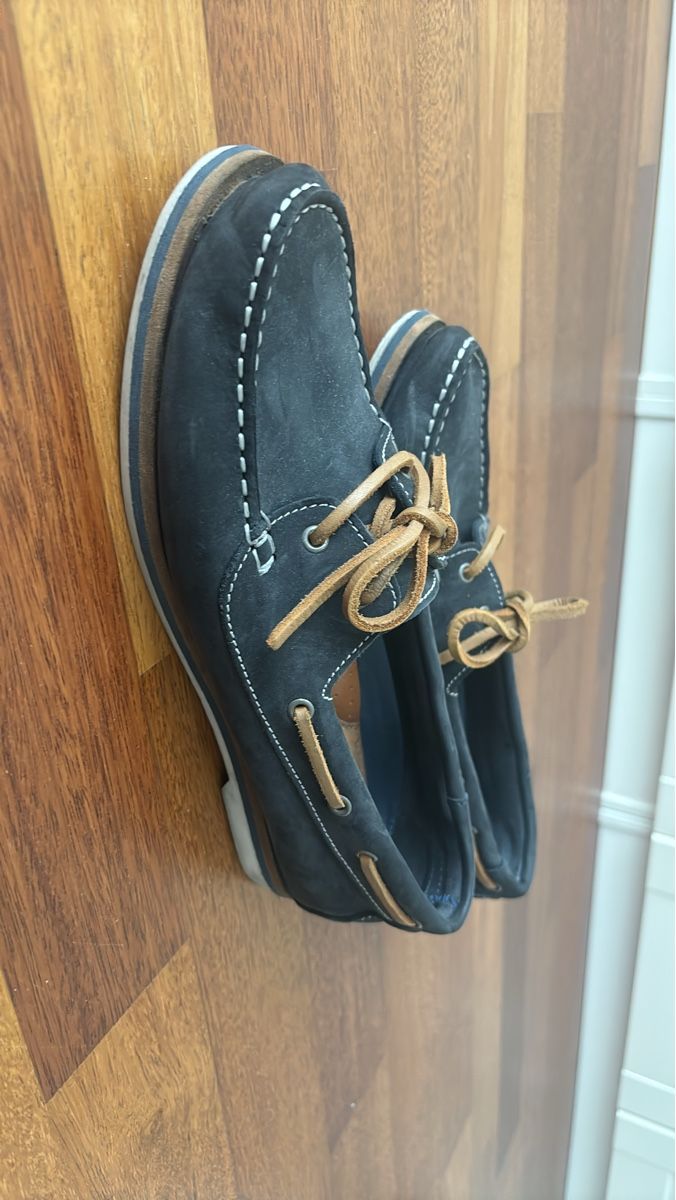 Chaussures femmes: Damen Schuhe dunkelblau Grösse 40 – D'occasion à Nänikon par Caro8989