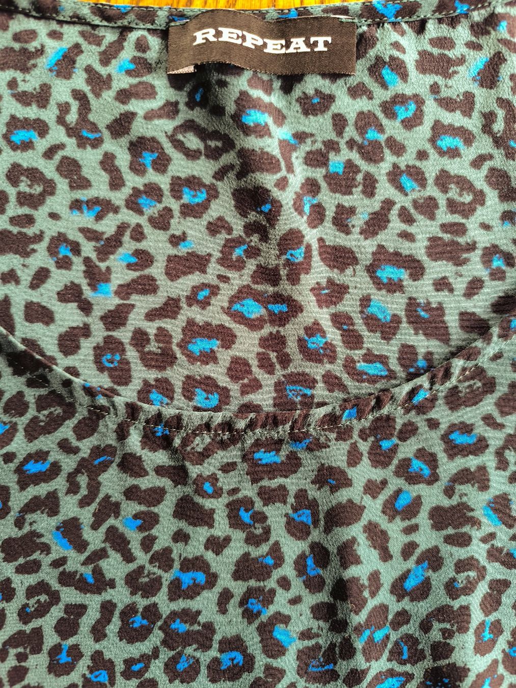 Repeat Top: Seidentop von REPEAT,42(eher klein) – Usato da Schaffhausen venduto da gab_v5qf